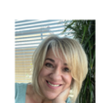 Profile Picture of Elisabeth Leamon